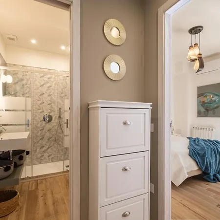 Elegante 10 Min Dal Mare E Dal Centro Apartamento